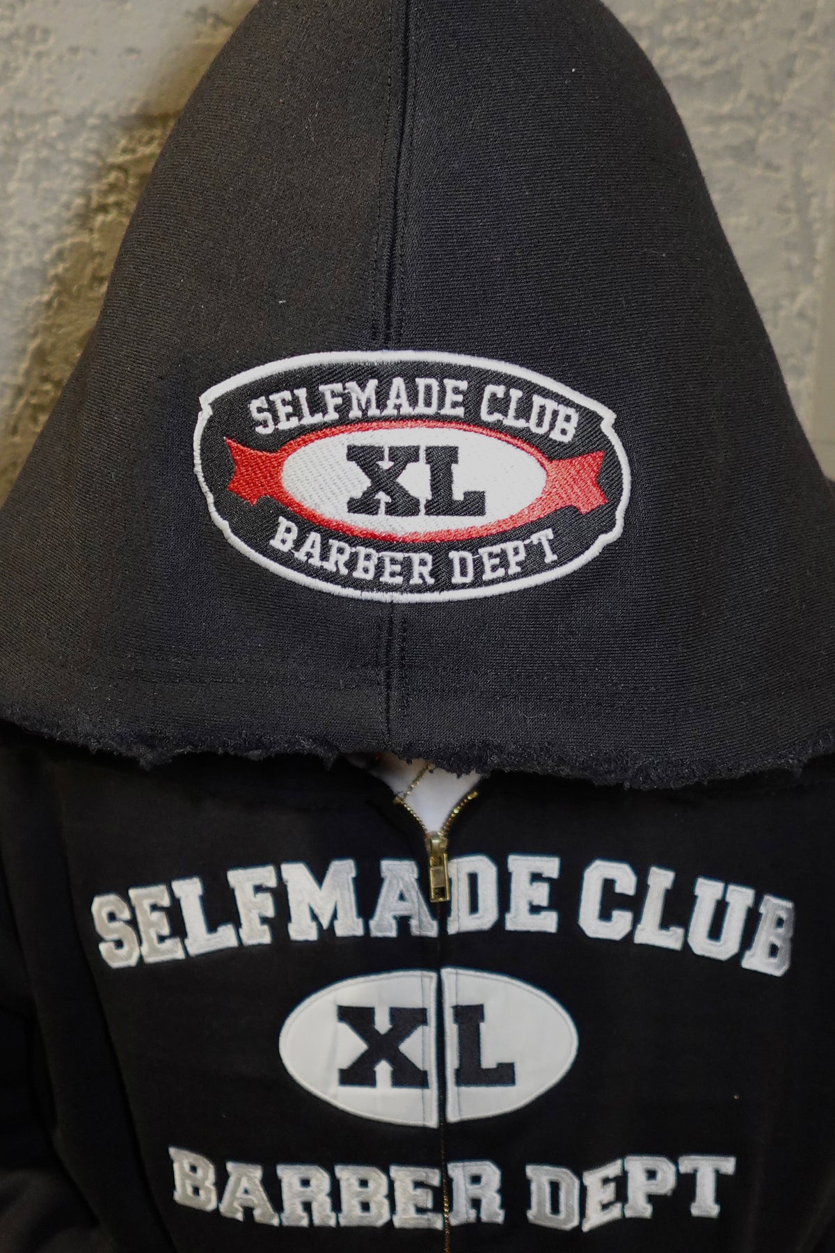 VINTAGE BLACK ZIP-UP Hoodie